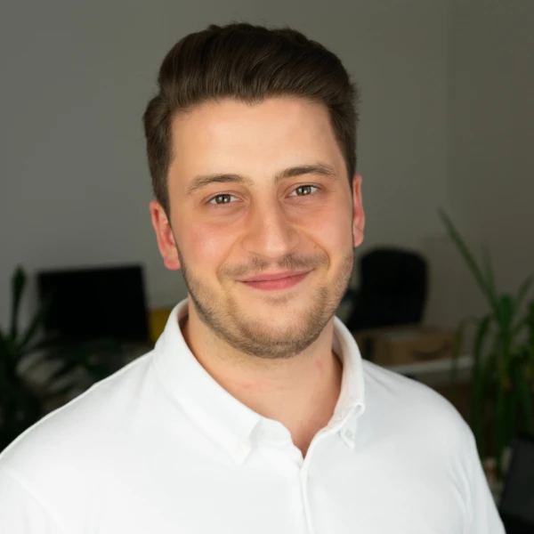 Dan Kanpara