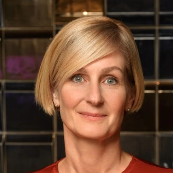 Christina Raab