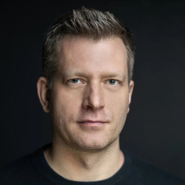 Dr.  Peter Geißler