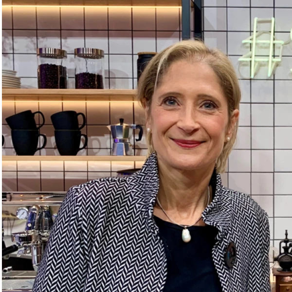 Sabine Otholt